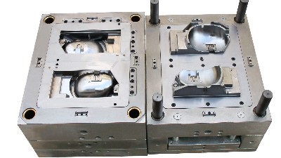 科華精密塑膠齒輪注塑廠告訴你：塑膠模具的2板模和3板模的結(jié)構(gòu)有什么不同